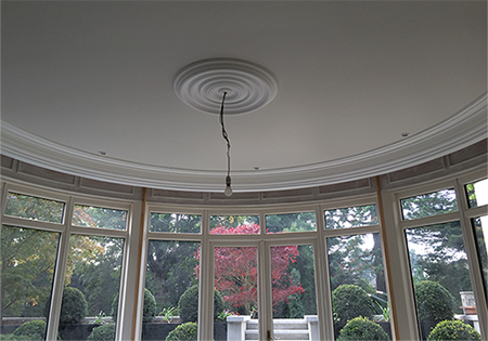 Curved Cornice and Centerpiece